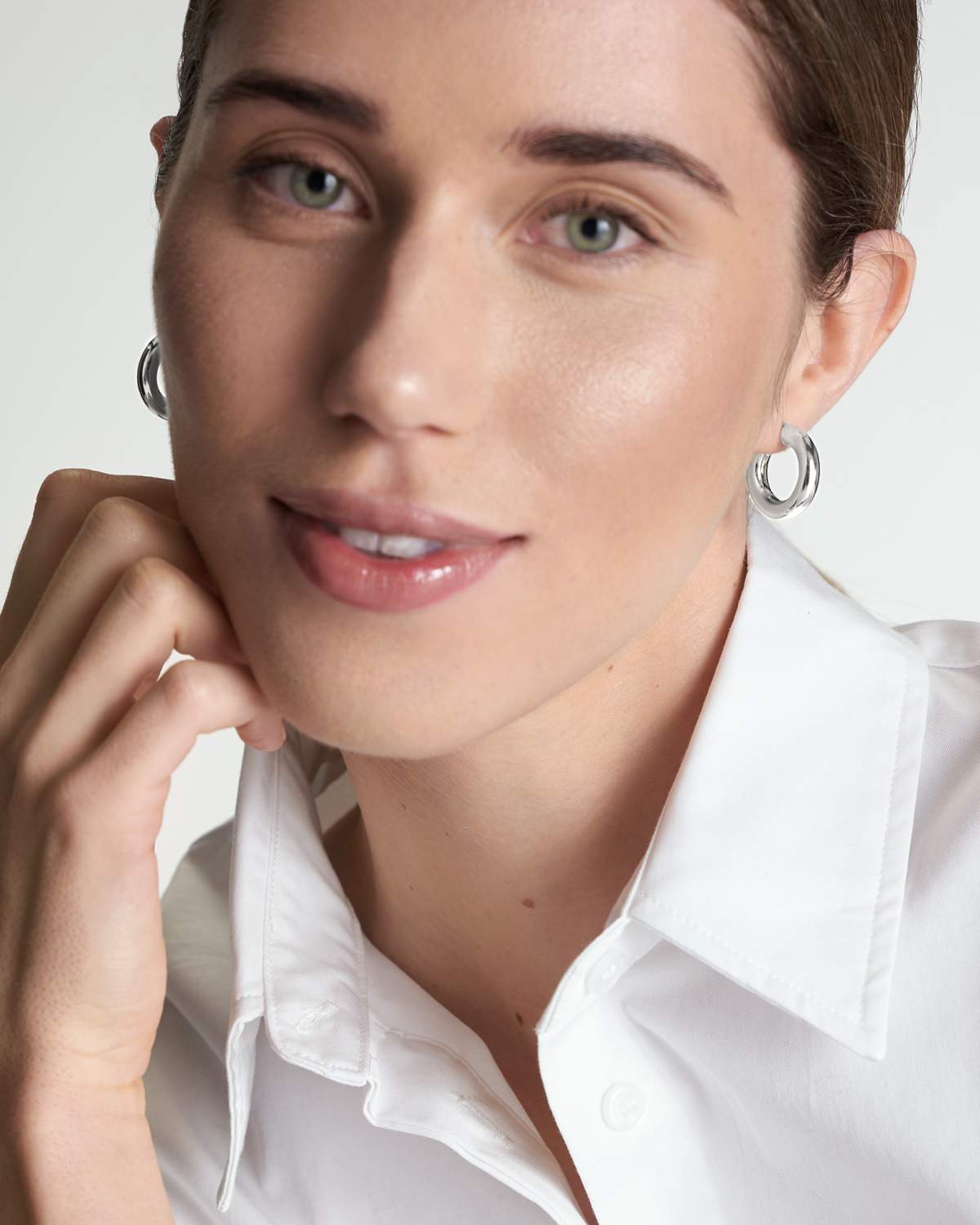 Leila - Small Silver Hoops