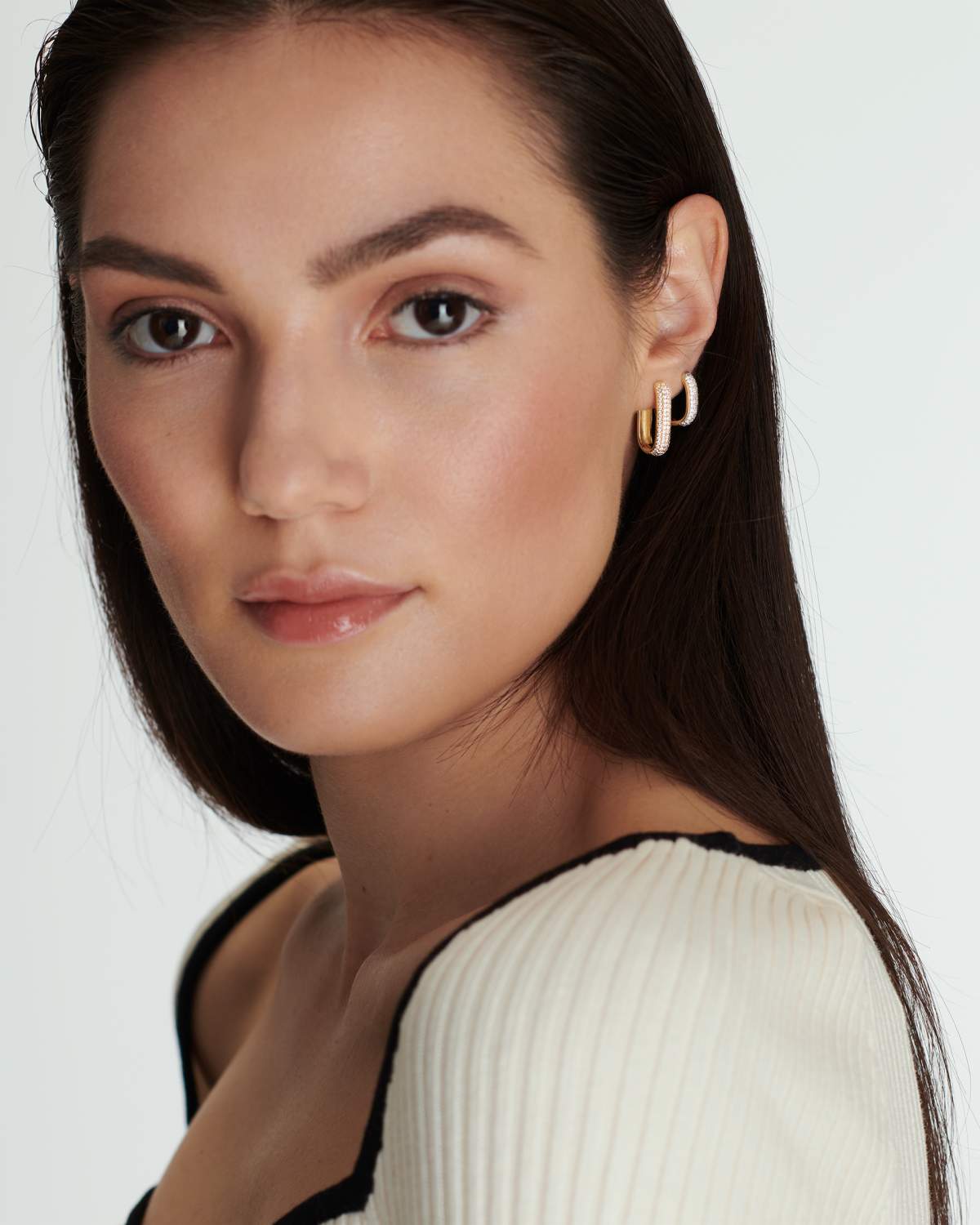 Chloe - Pavé Earrings