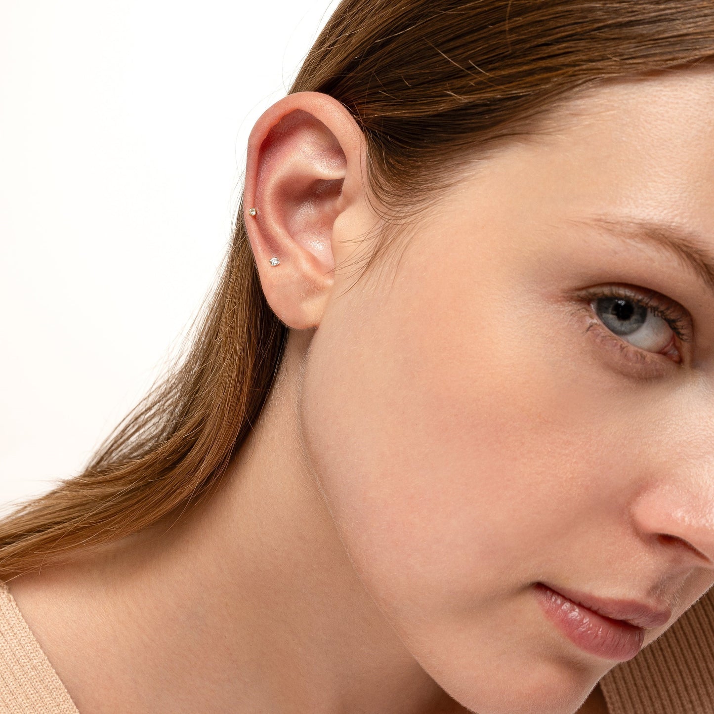Sloane - Mini Pendientes Brillantes 2mm