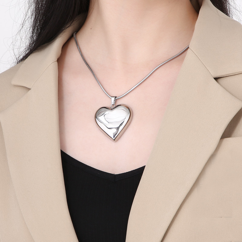 Gran Corazón - Romantic Love Necklace
