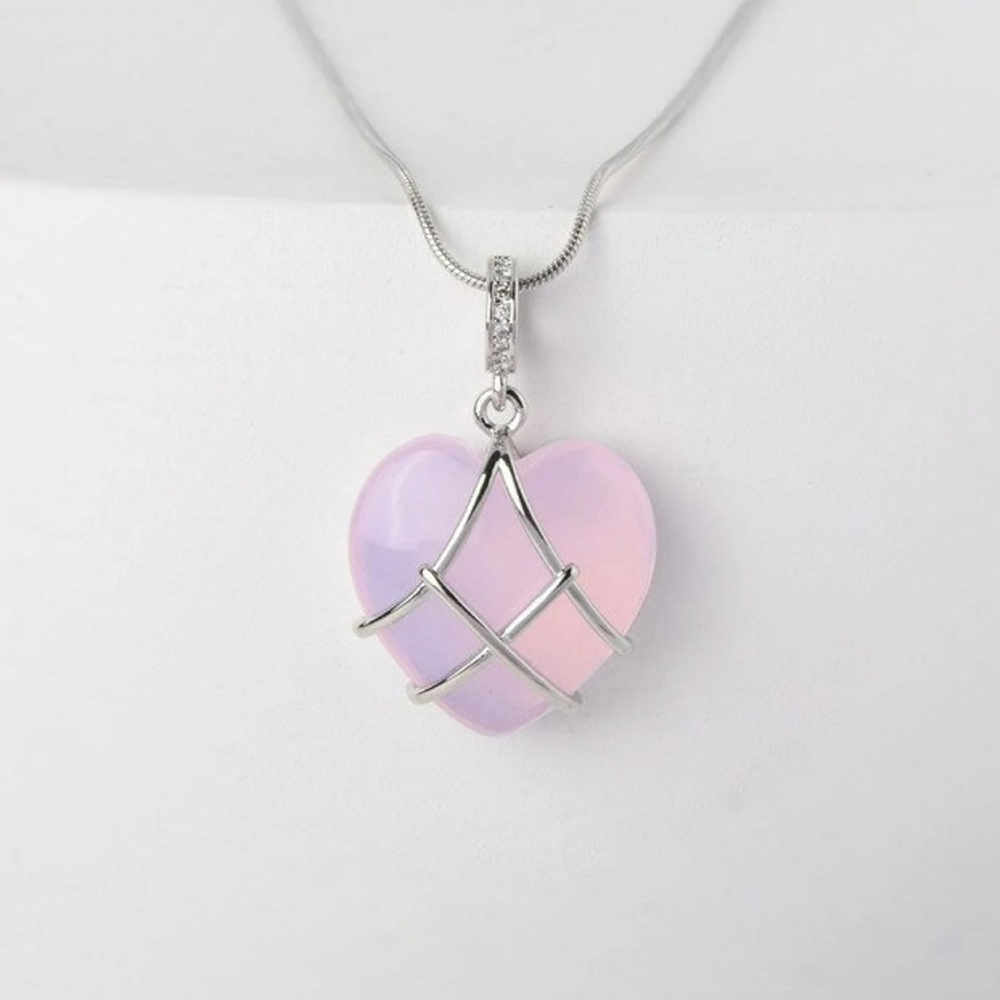 Heart Pendant Necklace with Gemstone – Princess Style Heart Necklace