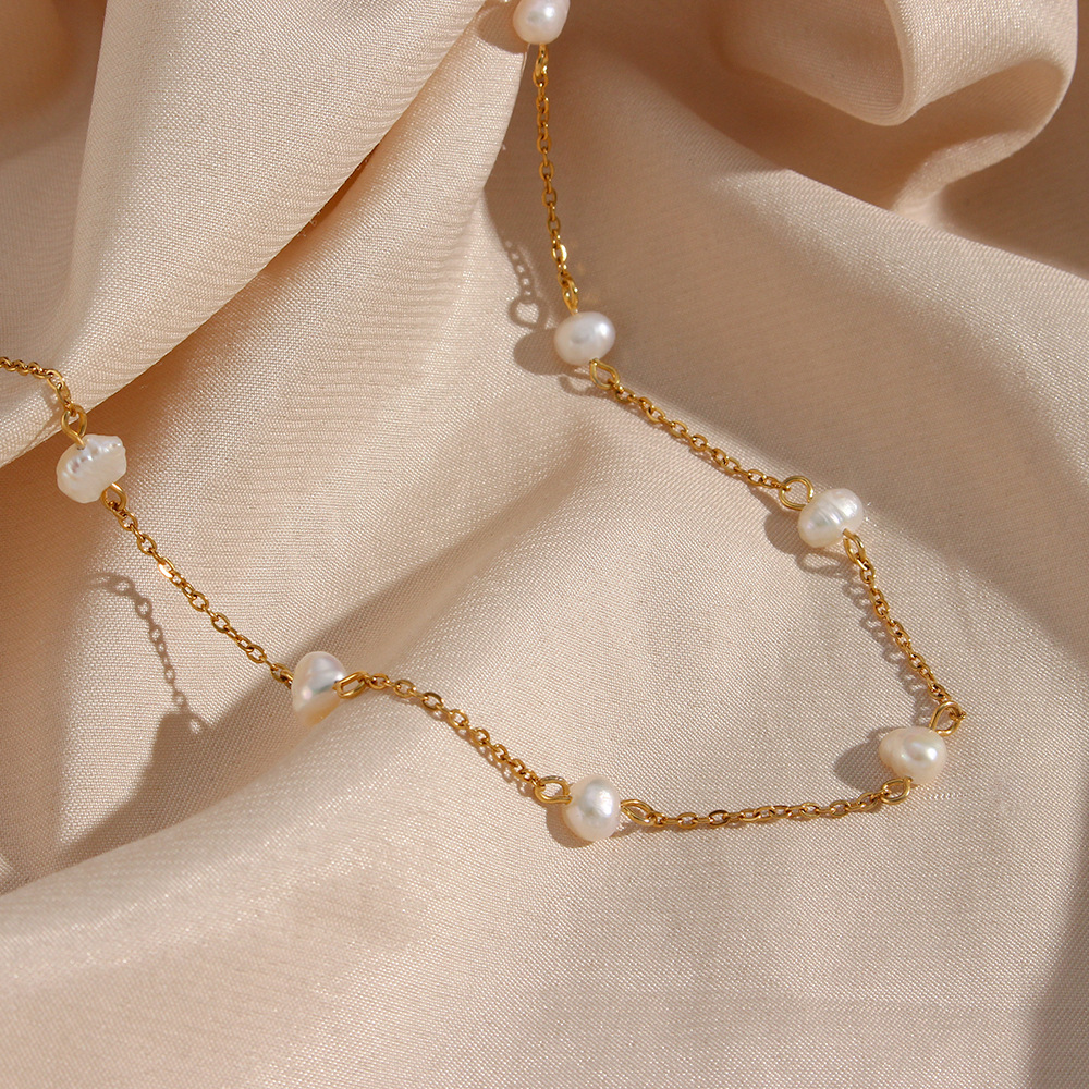 Gold Pearl Chain – Your Everyday Elegance Necklace