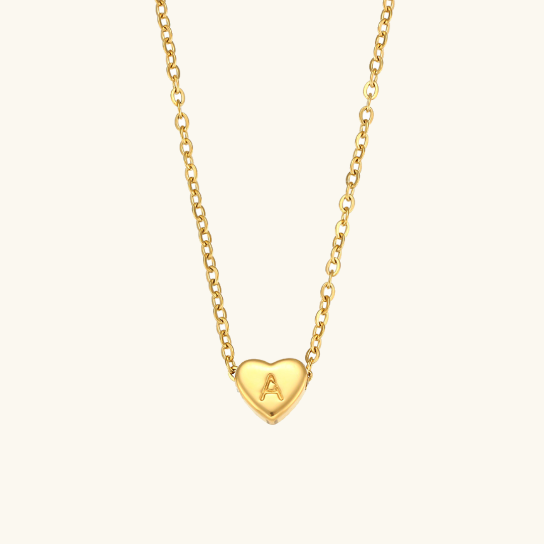 Corazón - Gold Initial Necklace