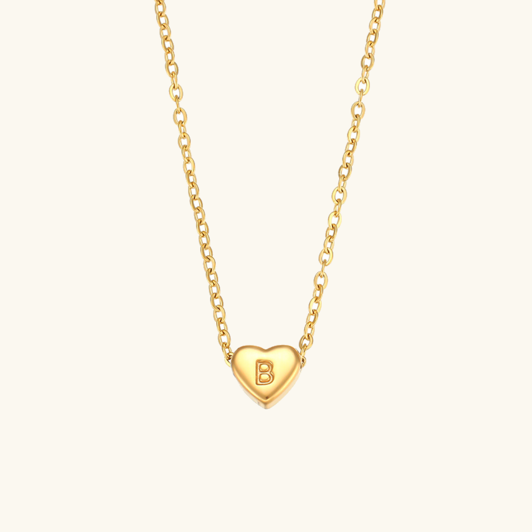 Corazón - Gold Initial Necklace