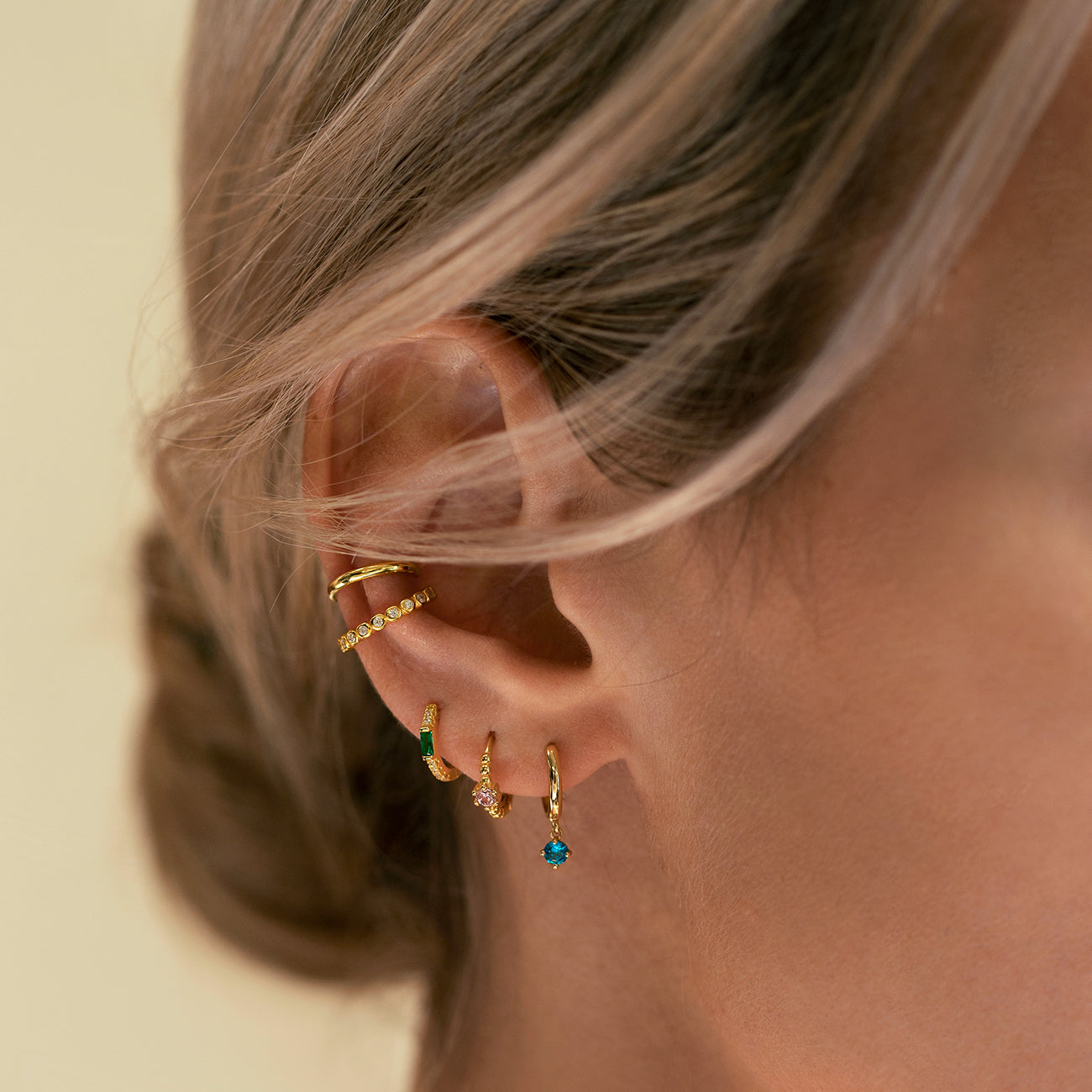 Huggie Earrings with Baguette Gemstone (Emerald)