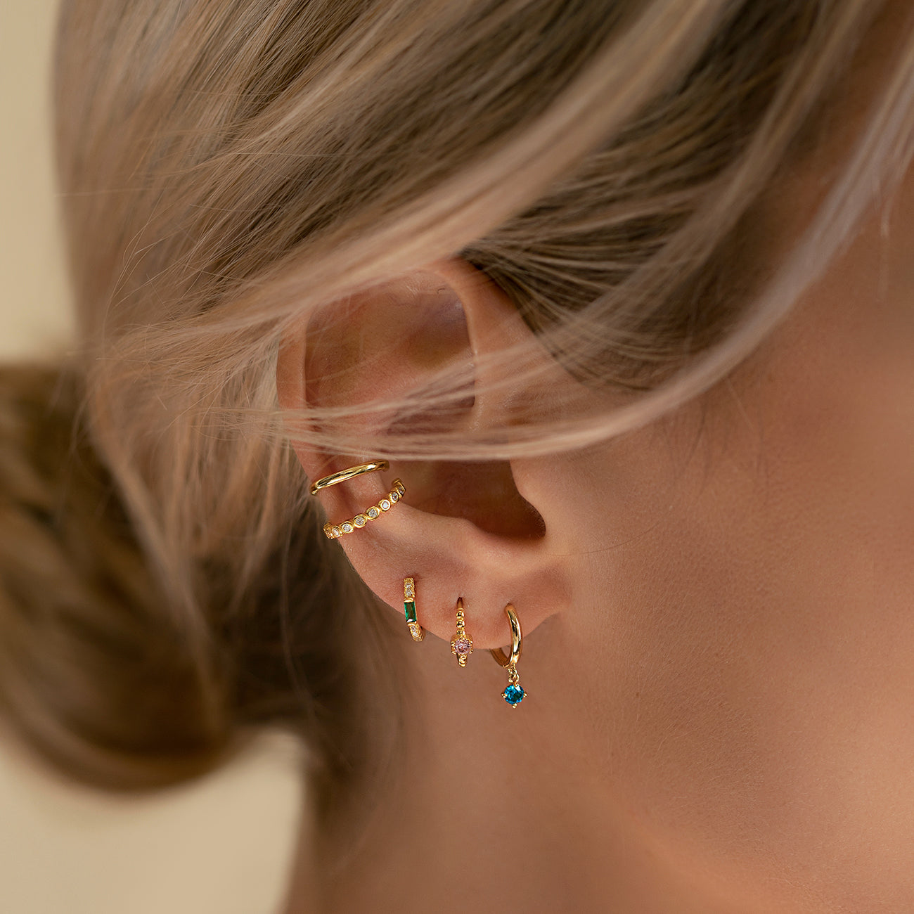 Huggie Earrings with Baguette Gemstone (Emerald)
