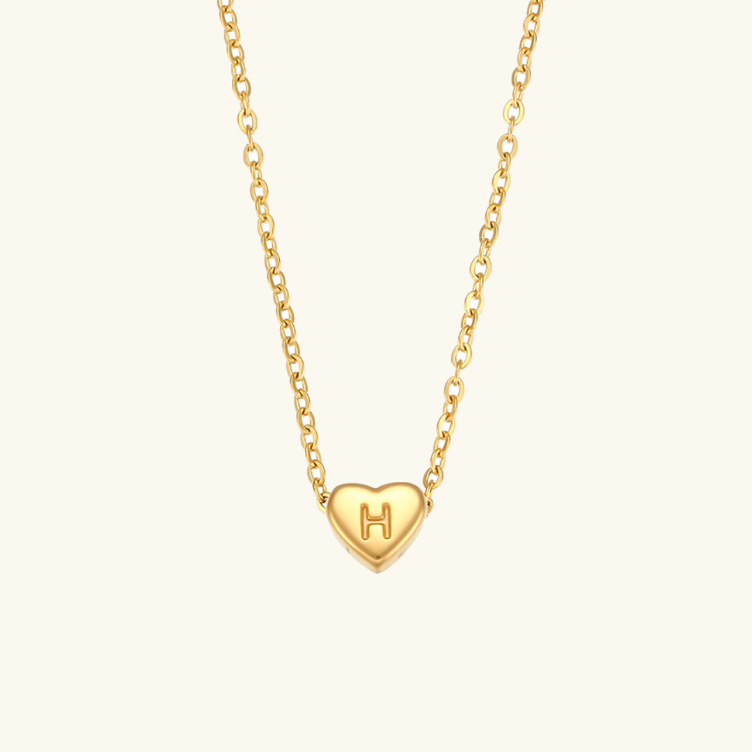 Corazón - Gold Initial Necklace