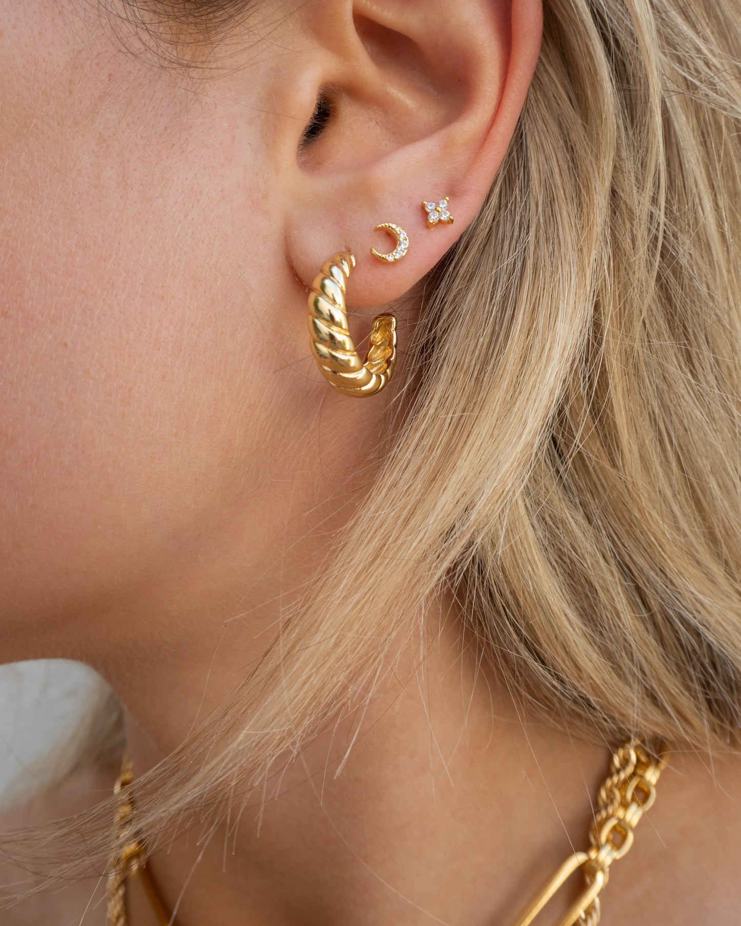Raye - Gold Crystal Earrings
