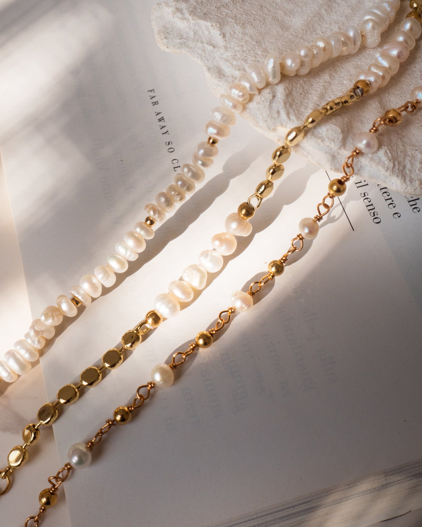 Siena - Pearl Bracelet with Disc Chain
