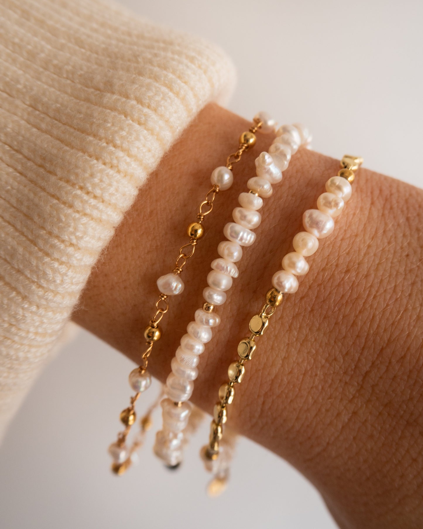 Siena - Pearl Bracelet with Disc Chain