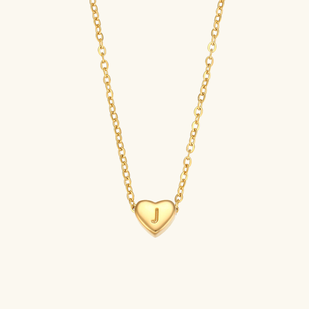 Corazón - Gold Initial Necklace