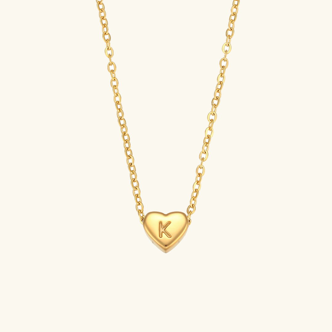 Corazón - Gold Initial Necklace