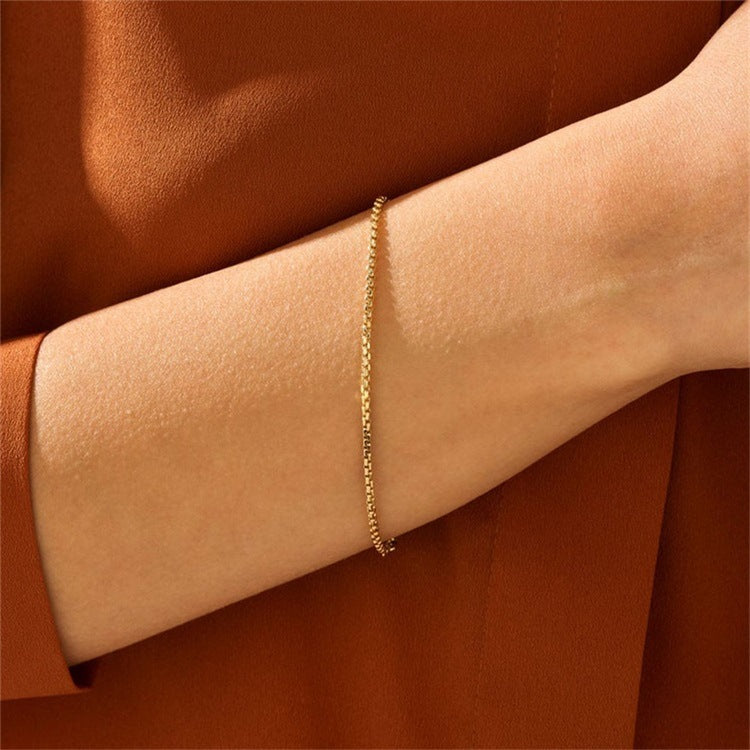 Victoria - Gold Chain Bracelet