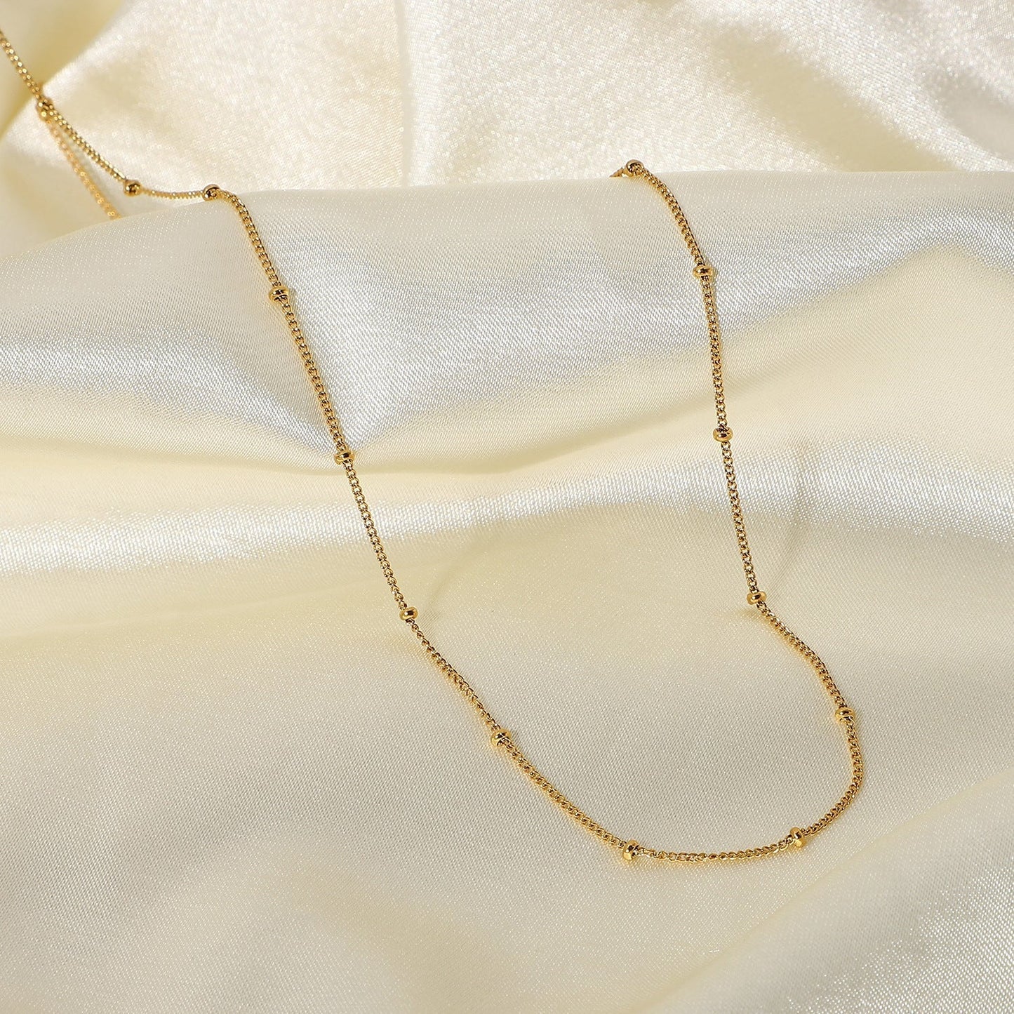 Reign - Gold Chain Necklace