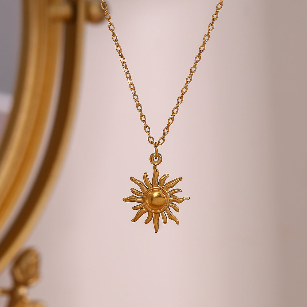 Eliora - Golden Sun Necklace