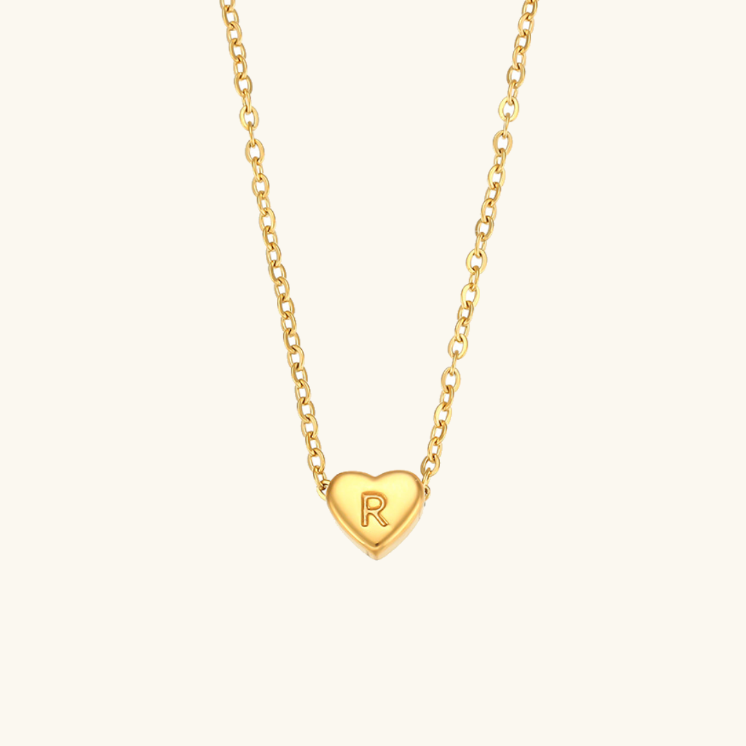 Corazón - Gold Initial Necklace
