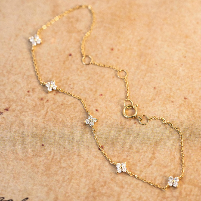 Zarcón Flower Bracelet - Minimalist Bracelet