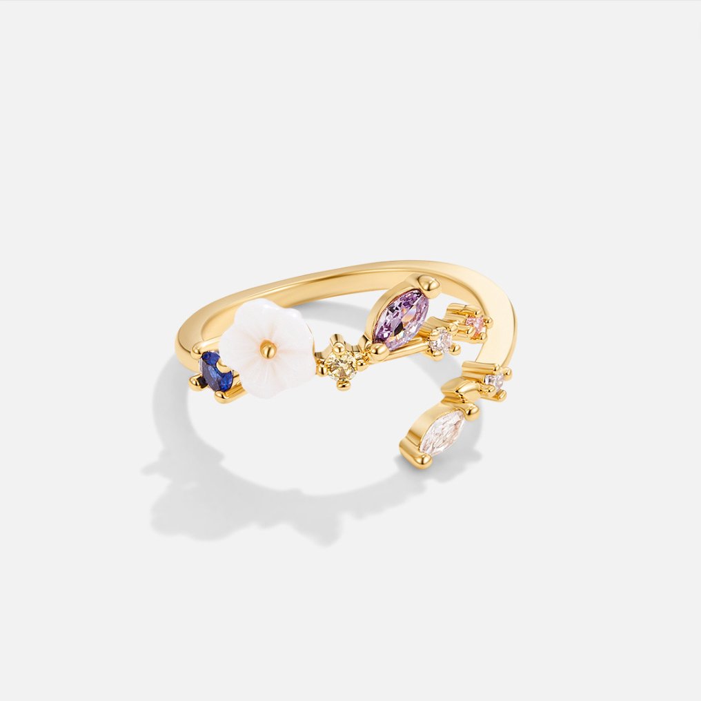 Leah - Gold Ring with White Crystal Flower