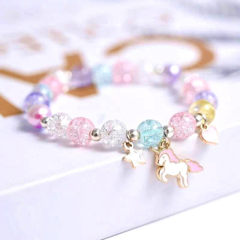 Dreamy - Pearl Bracelet with Unicorn Pendant