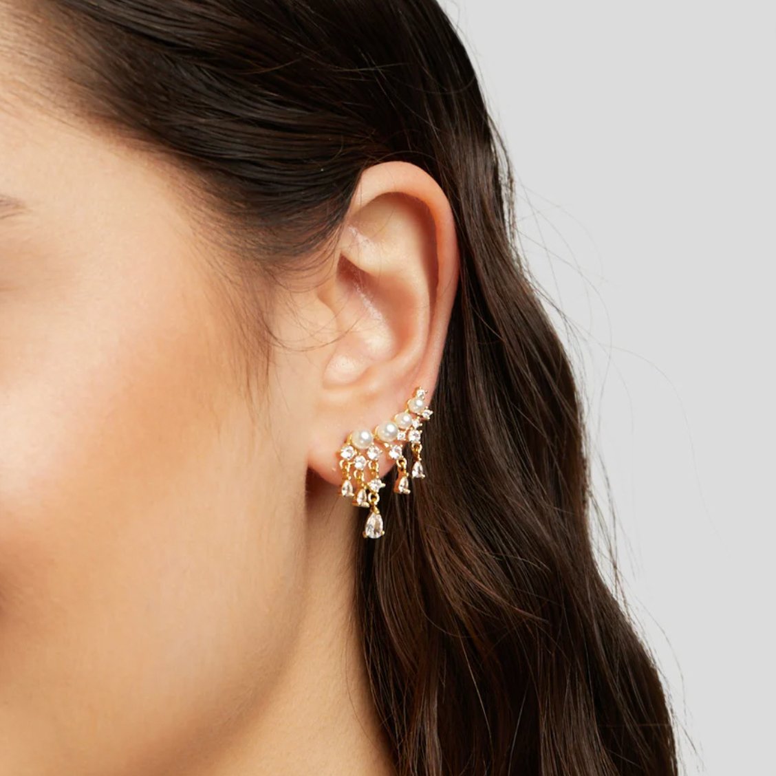 Fenia - Pearl Earrings with Golden Tassels