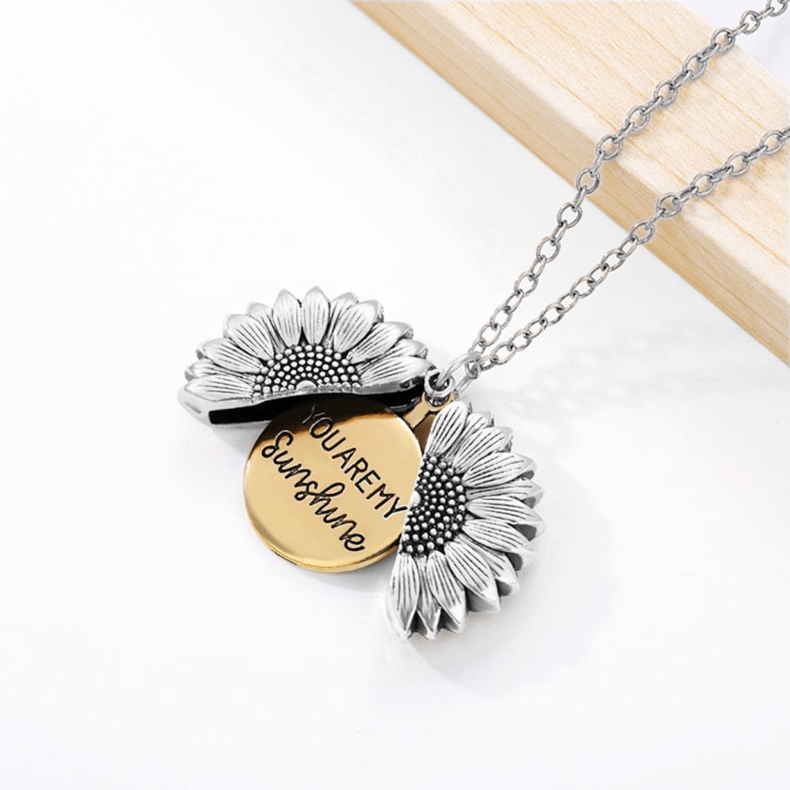 Eres mi sol - Sunflower Pendant Necklace