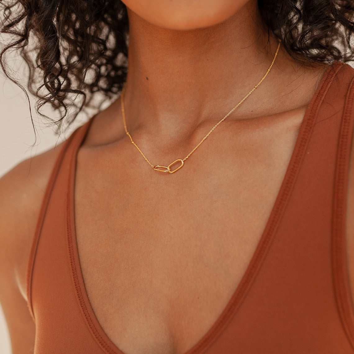 Necklace with Connected Pendants - Connection Necklace