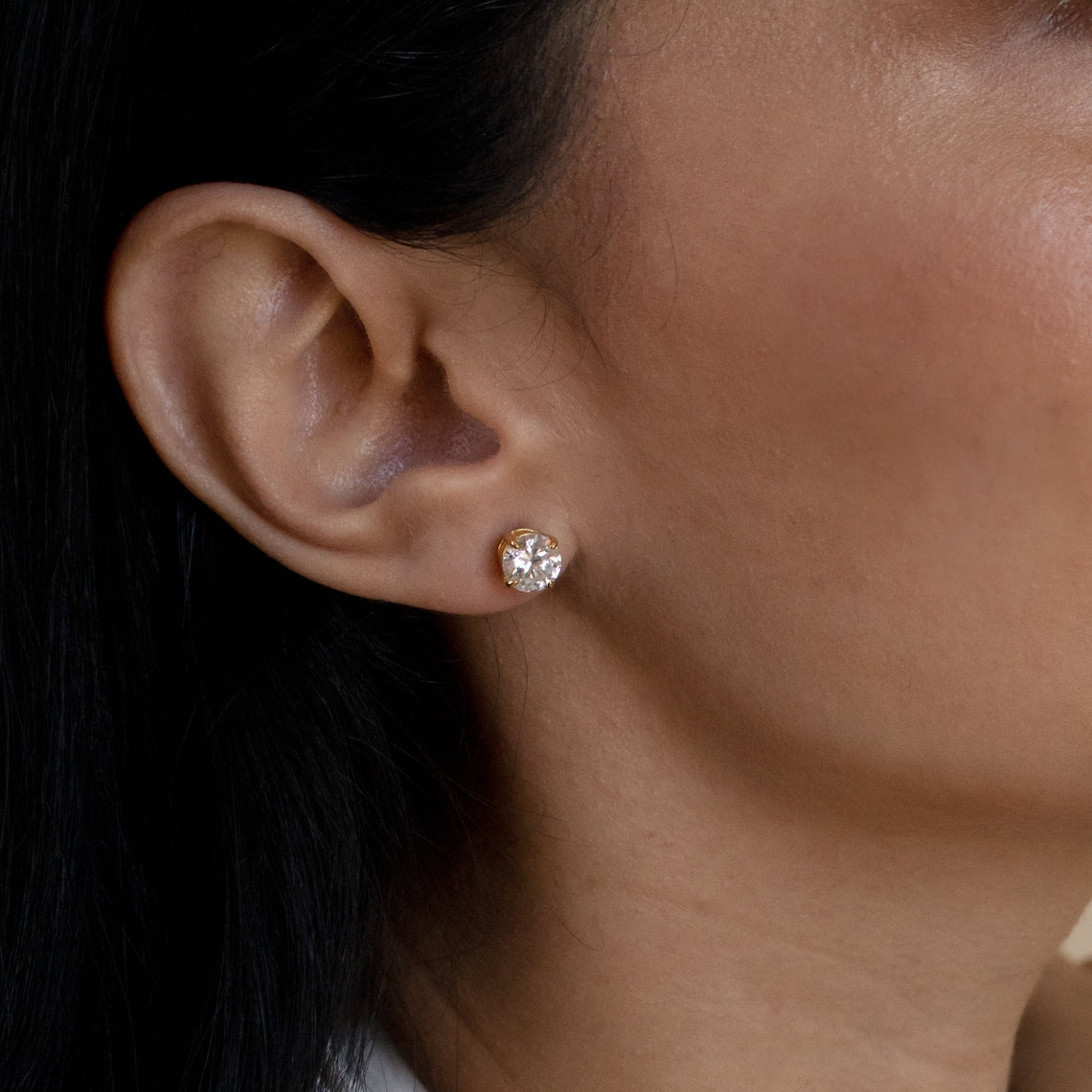 Classic Diamond Stud Earrings - Round Stone Earrings