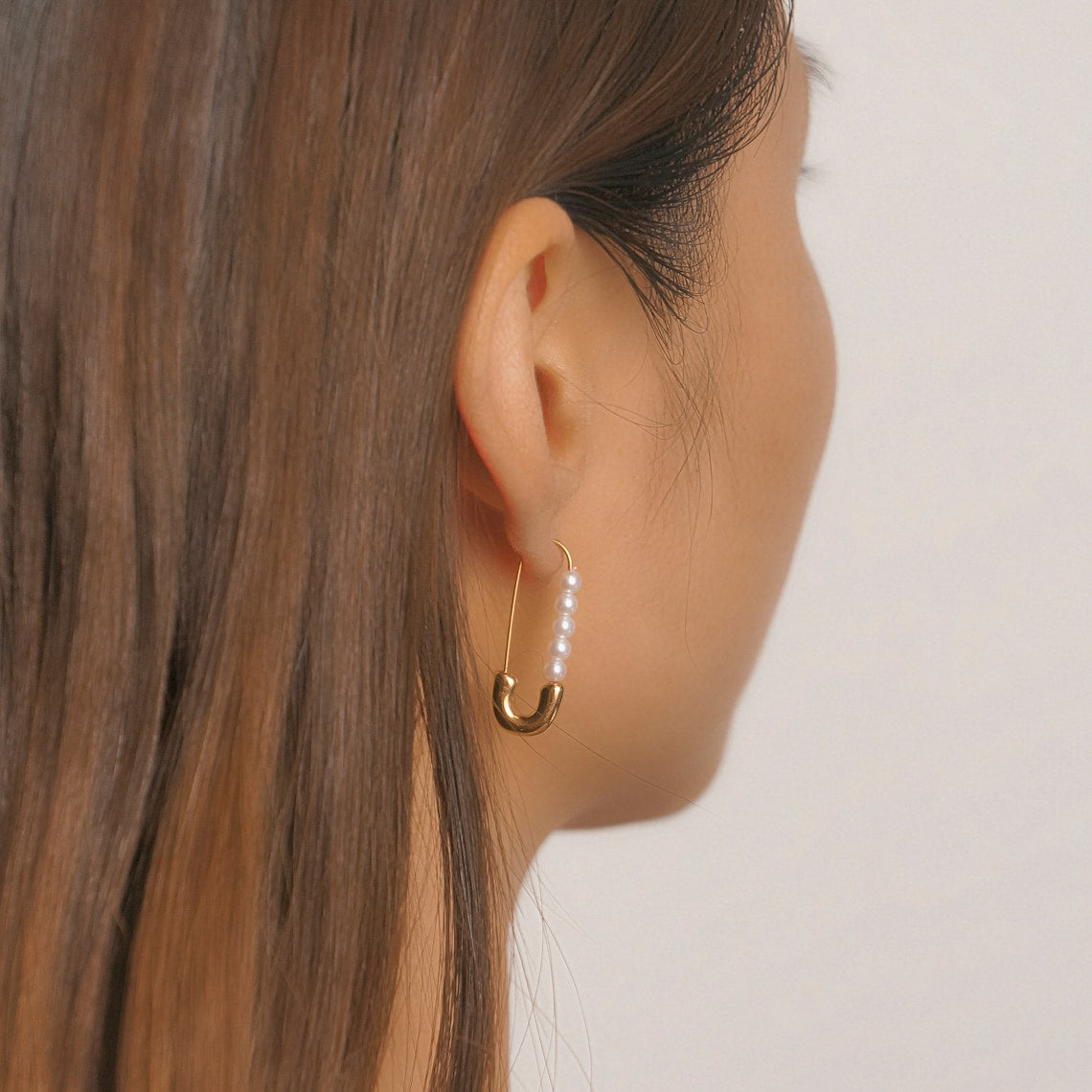Safety Pin Earrings - Delicate Earrings with Fresh Pearls