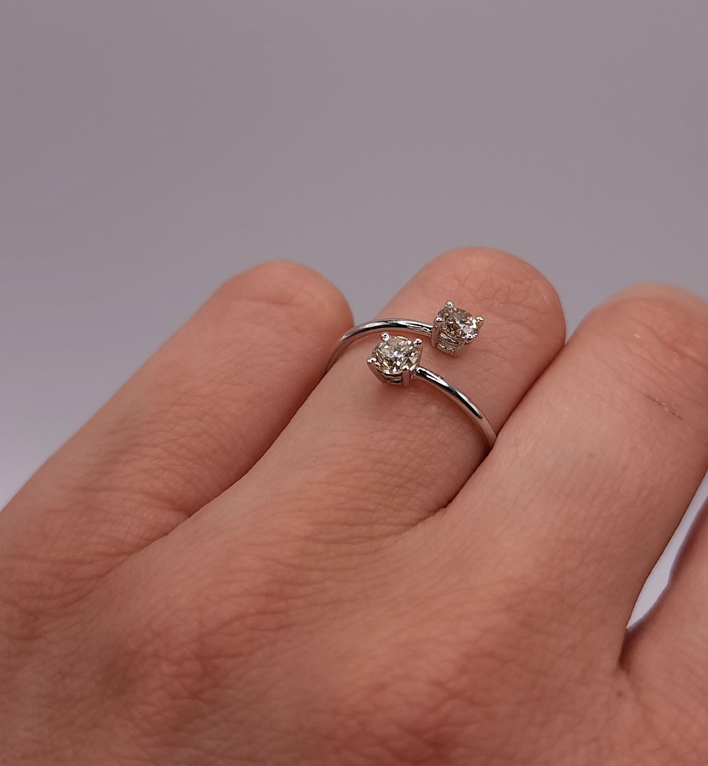 Elegant 2-Stone Silver Ring – Timeless & Sophisticated