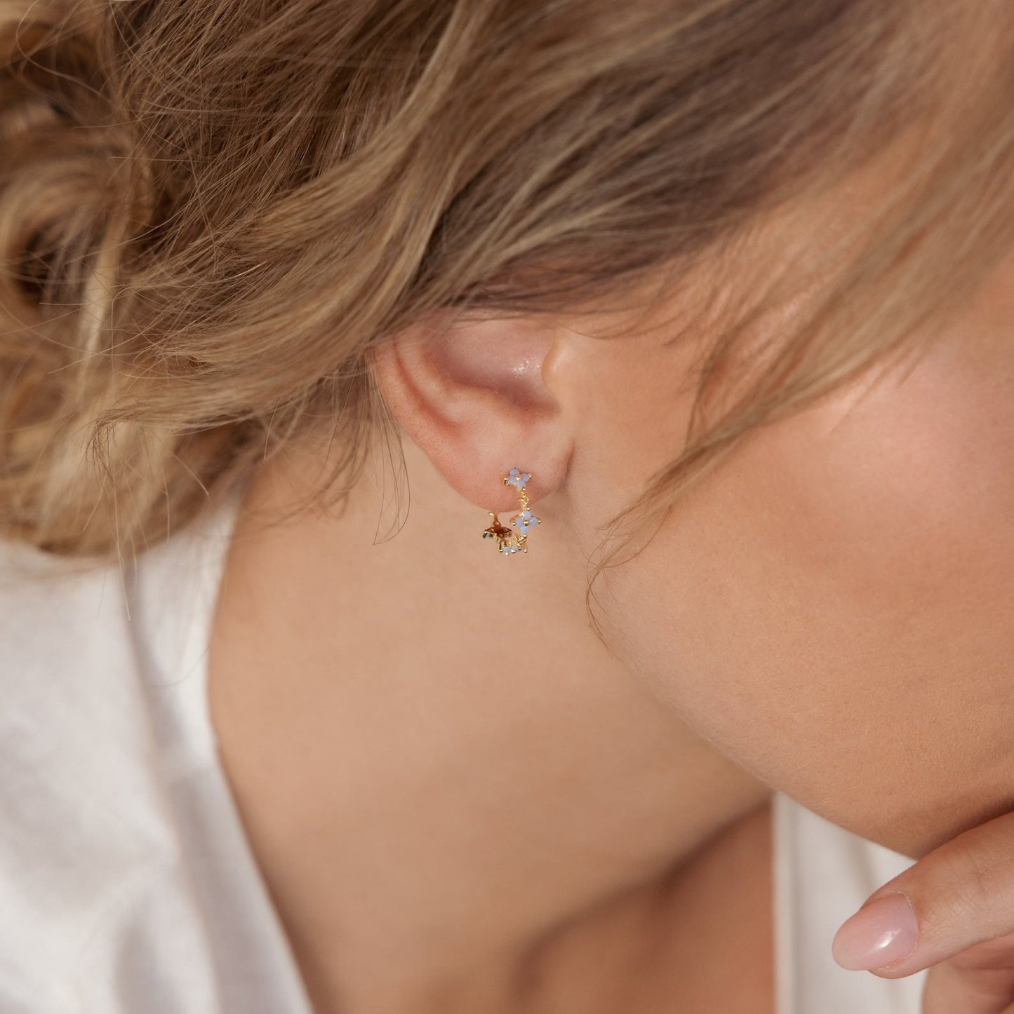 Monumento Earrings - Ivy Flower Buckle
