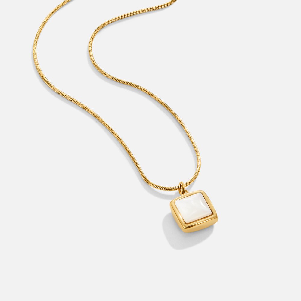 Riva - Moonstone Pendant Necklace