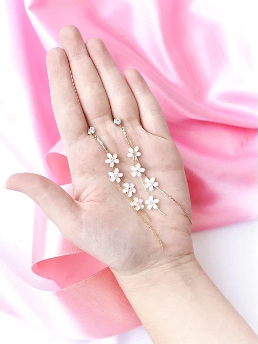 Yuri - White Jasmine Thread Earrings