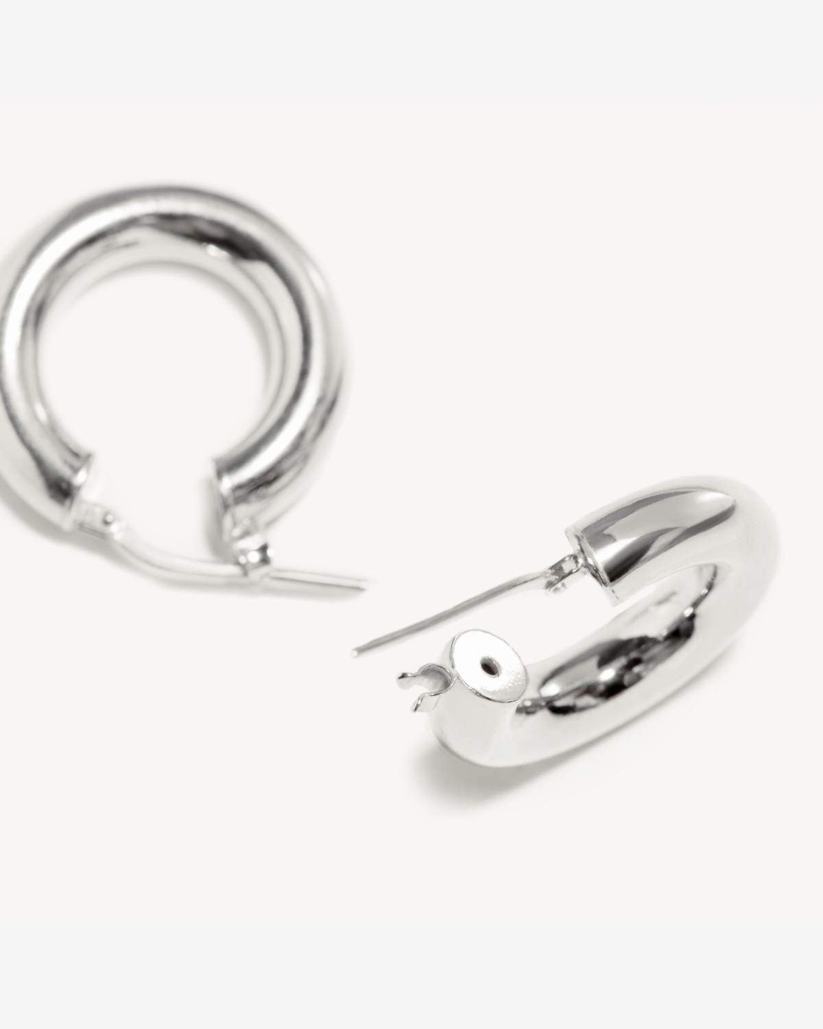 Leila - Small Silver Hoops
