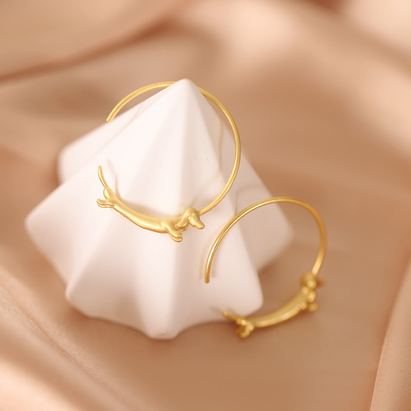 Riham - Dachshund Hoop Earrings