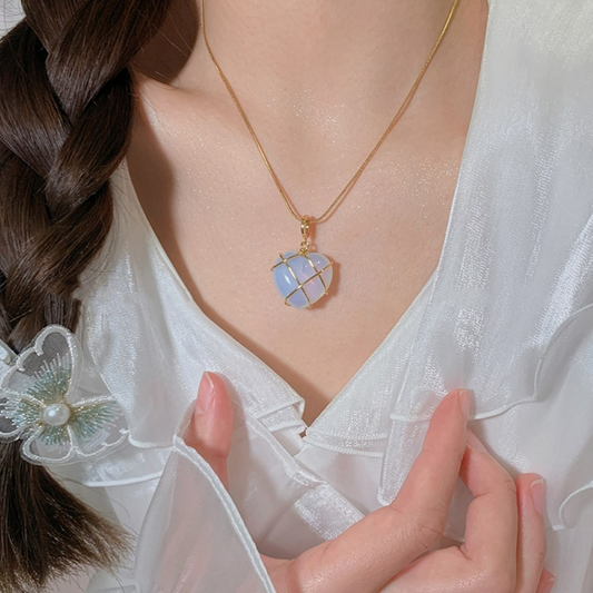 Heart Pendant Necklace with Gemstone – Princess Style Heart Necklace