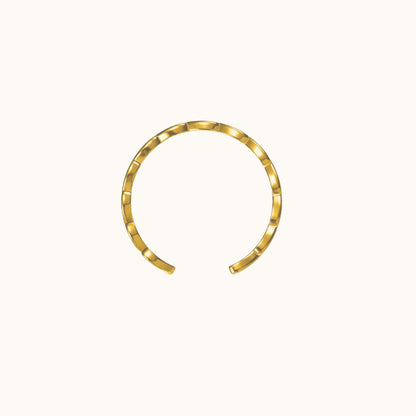 Jia - Hollow Heart Ring