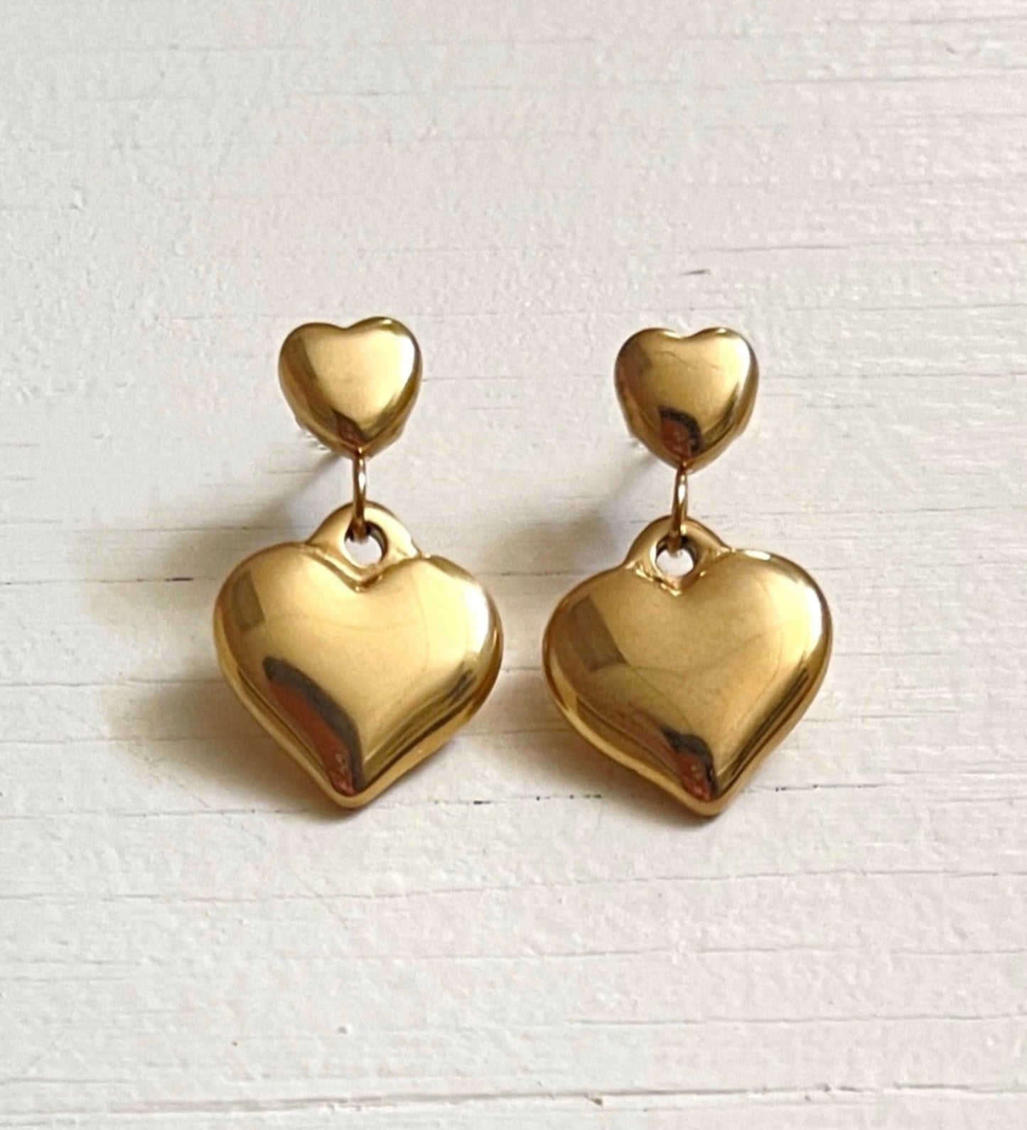 Cassie - Double Heart Earrings