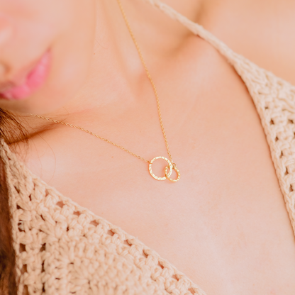 Isabelle - Gold Hoop Chain