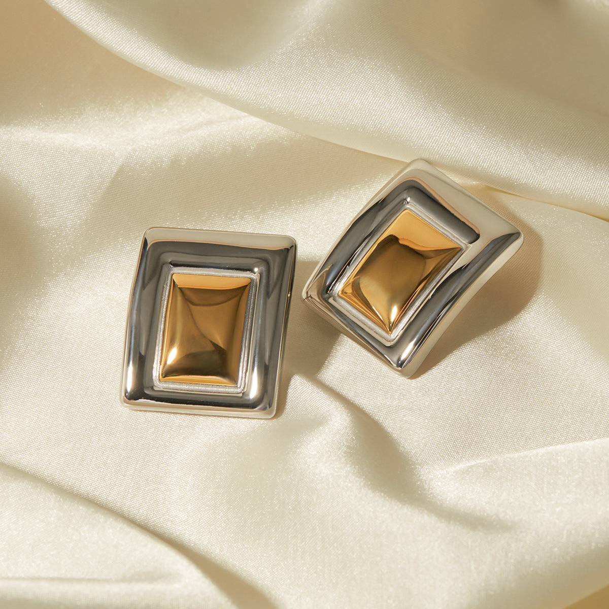 Jocelyn - Goldbox Earrings