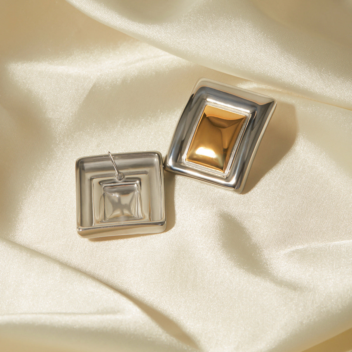 Jocelyn - Goldbox Earrings
