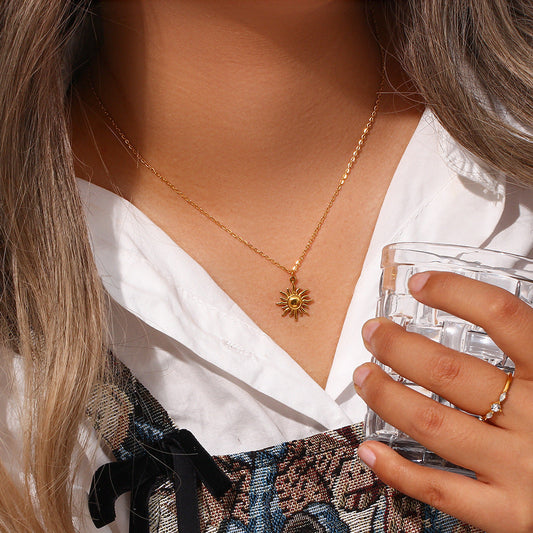 Eliora - Golden Sun Necklace