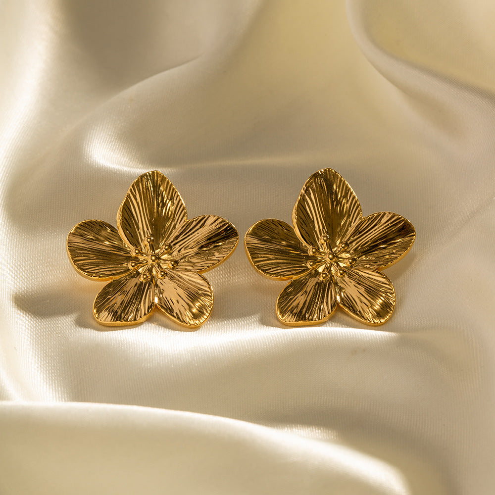 Allysa - Gold Flower Earrings