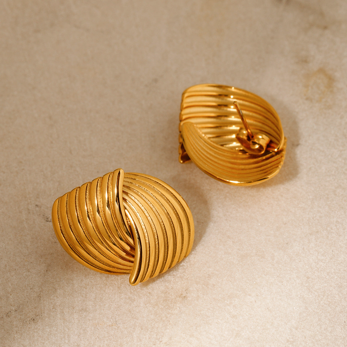 Sonia - Golden Waves Earrings