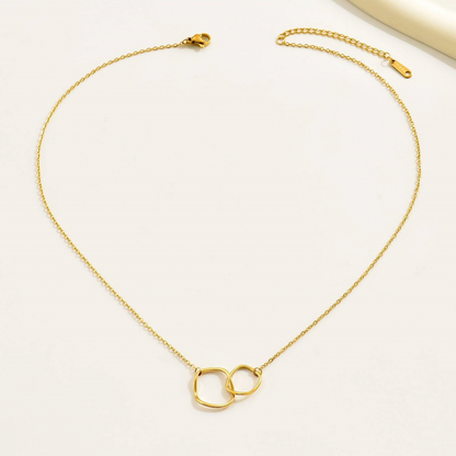 Double Loop Chain – Necklace with Intertwined Pendant