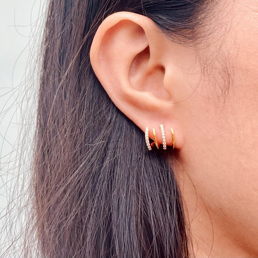 Huggie Earrings with Zirconia and Four-Sided Inlays