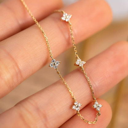 Zarcón Flower Bracelet - Minimalist Bracelet