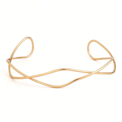 Twisted Wire Necklace – Modern Choker with a Twist