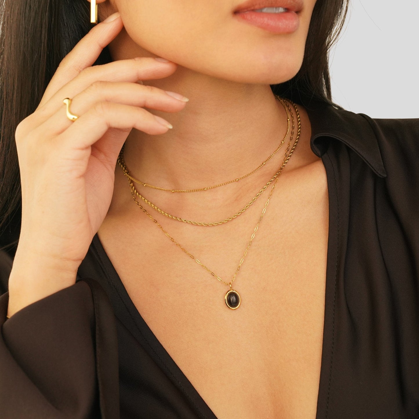 Euphrosyne – Black Onyx Necklace