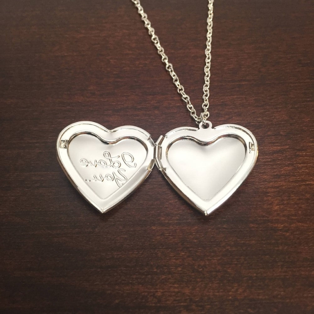 Heart Pendant Necklace - Vintage Locket