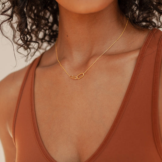 Necklace with Connected Pendants - Connection Necklace